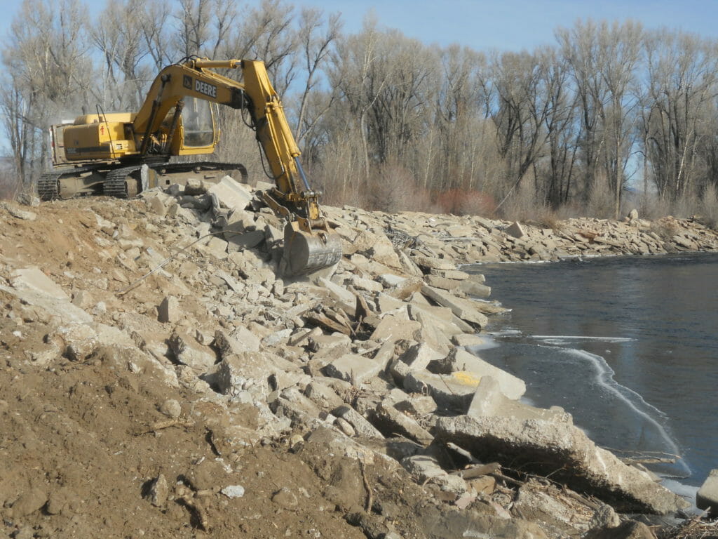 Gunnison River: Concrete Levy Restoration