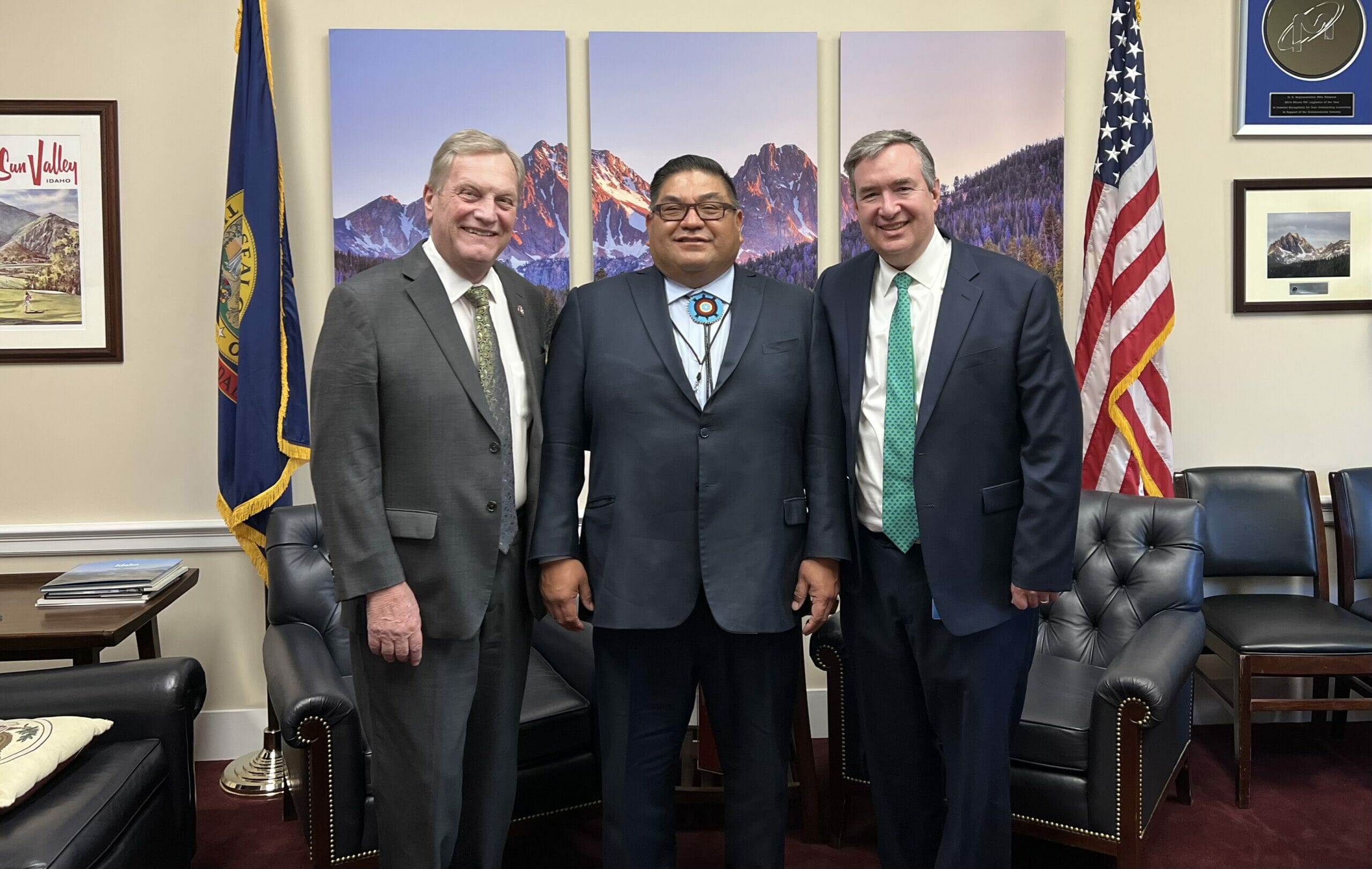 U.S. Rep. Mike Simpson (R-ID), Nez Perce Vice Chairman Shannon Wheeler, and Lindsay Slater.
