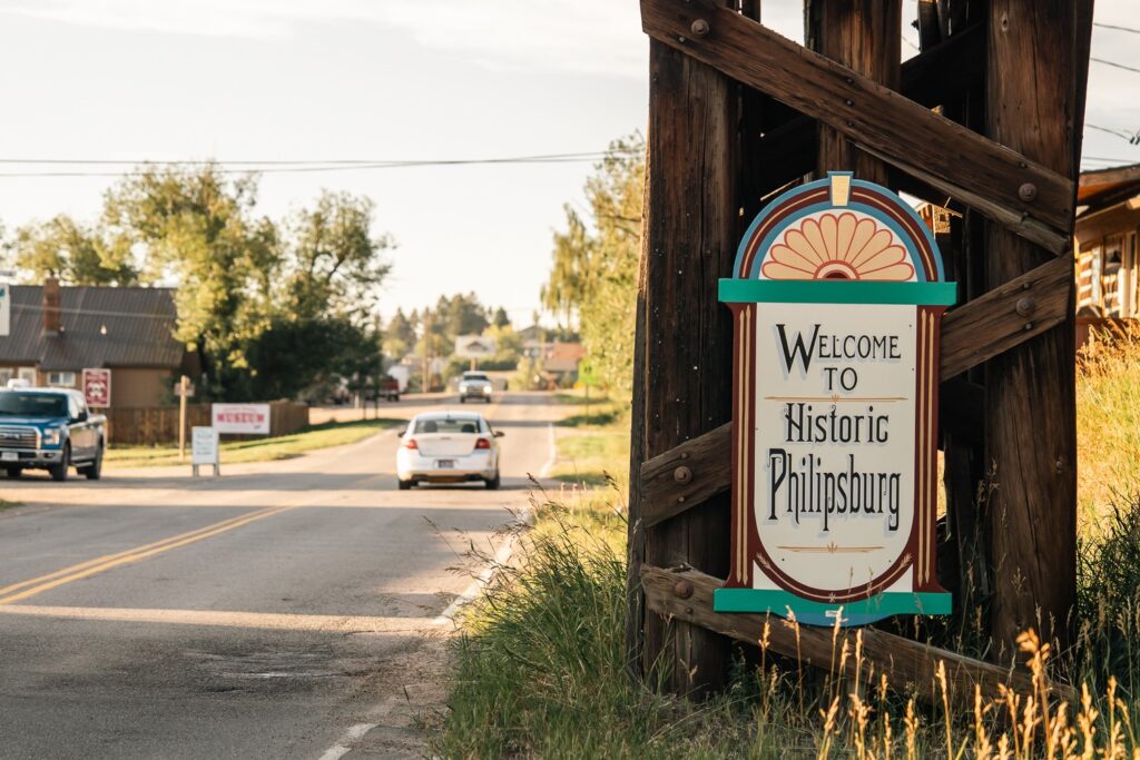 philipsburg town sign