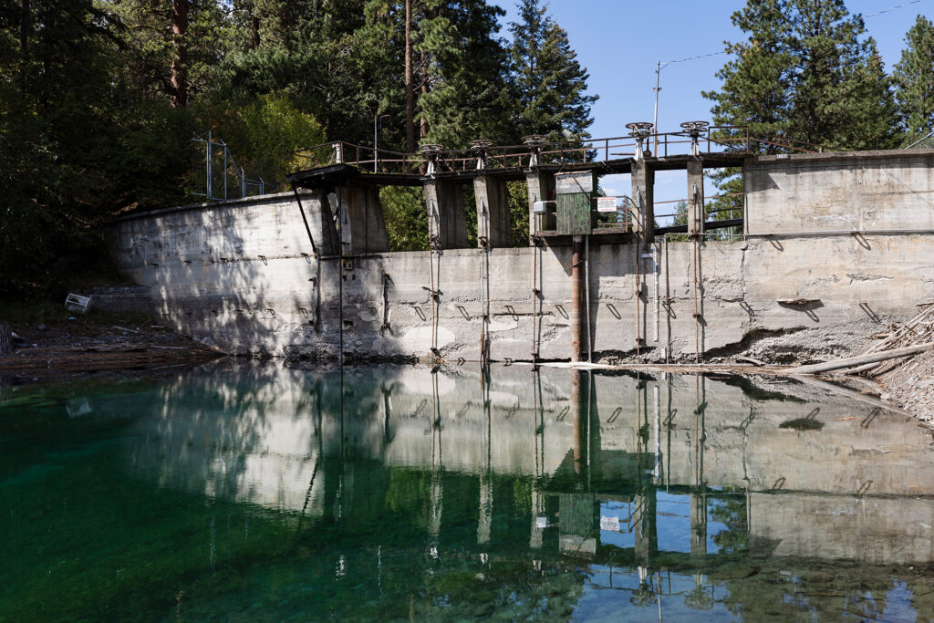close up front view of wallowa lake dam